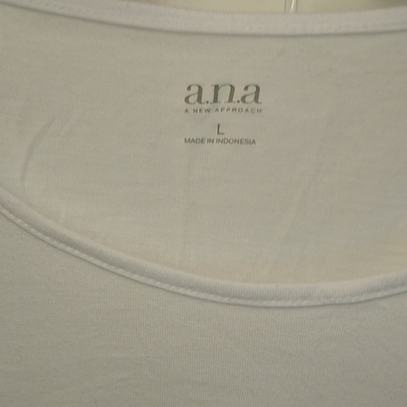 Nice ladies shirt and pants size large - Picture 4 of 4